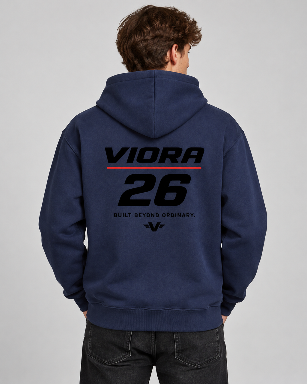 VIORA D26-R HOODIE – model – ryg