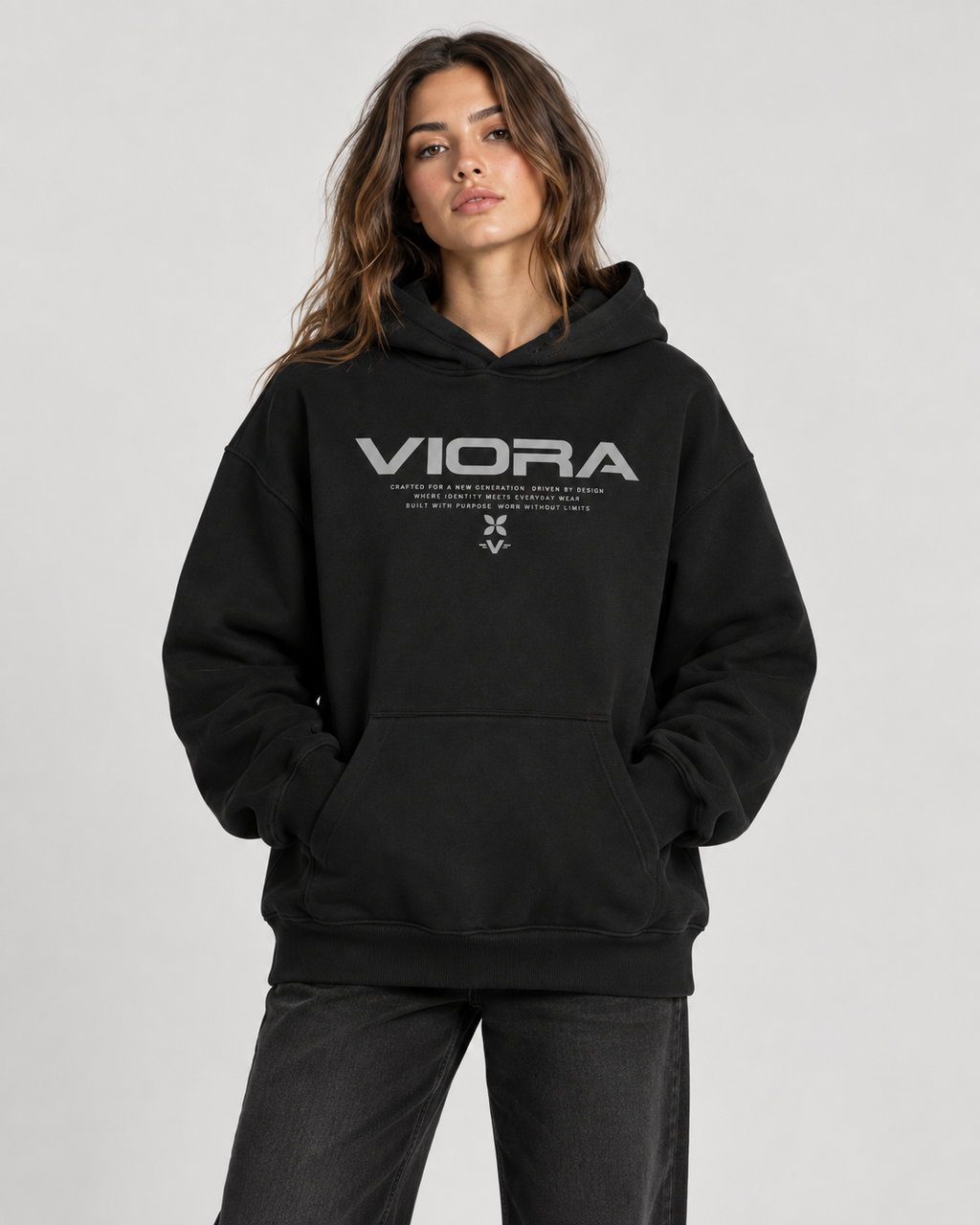 VIORA DRIVEN HOODIE – model – front